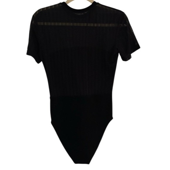 Isaac Misrahi Black Sheer Top Short Sleeve Bodysuit Size 8 - Picture 2 of 9